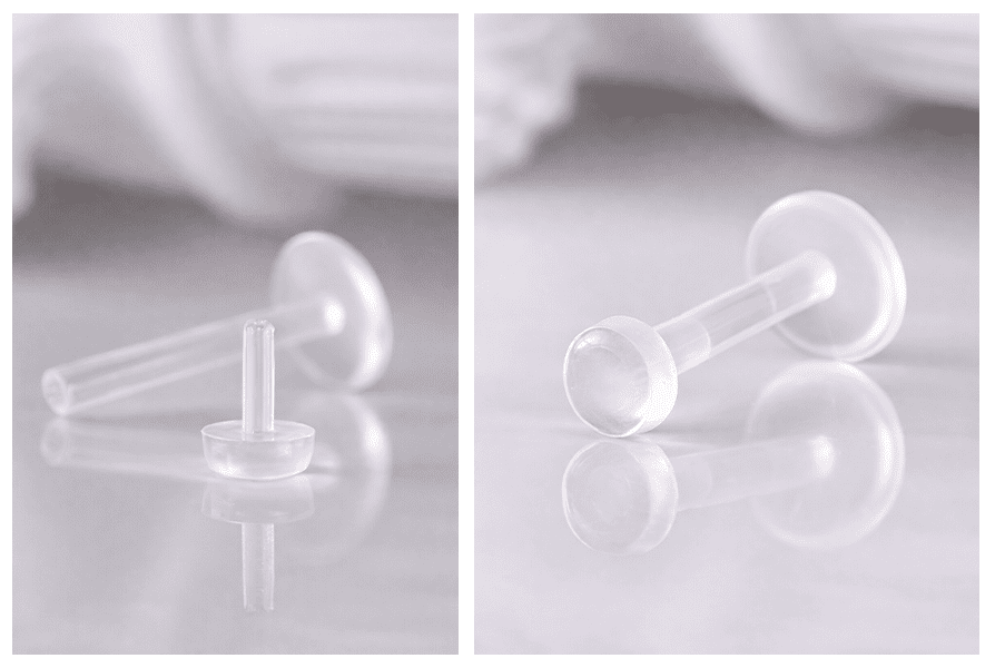 Przezroczysty labret retainer z bioflexu z zatyczką, pokazany na jasnym tle w różnych ujęciach produktowych z widoczną płaską stopką i końcówką