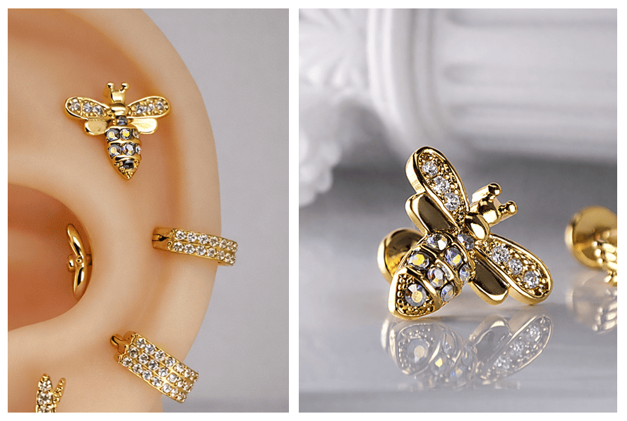 Złota pszczółka z przezroczystymi kryształkami na skrzydłach i opalizującymi kamykami na tułowiu, pokazana w zbliżeniu na uchu oraz jako pojedynczy kolczyk na jasnym tle