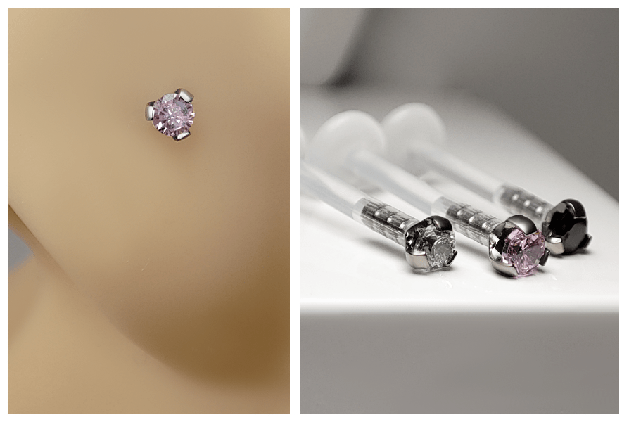 Delikatny labret z różowym kryształem w łapkach na elastycznym pręcie w piercingu nosa oraz zbliżenie trzech wariantów kolorystycznych kolczyka